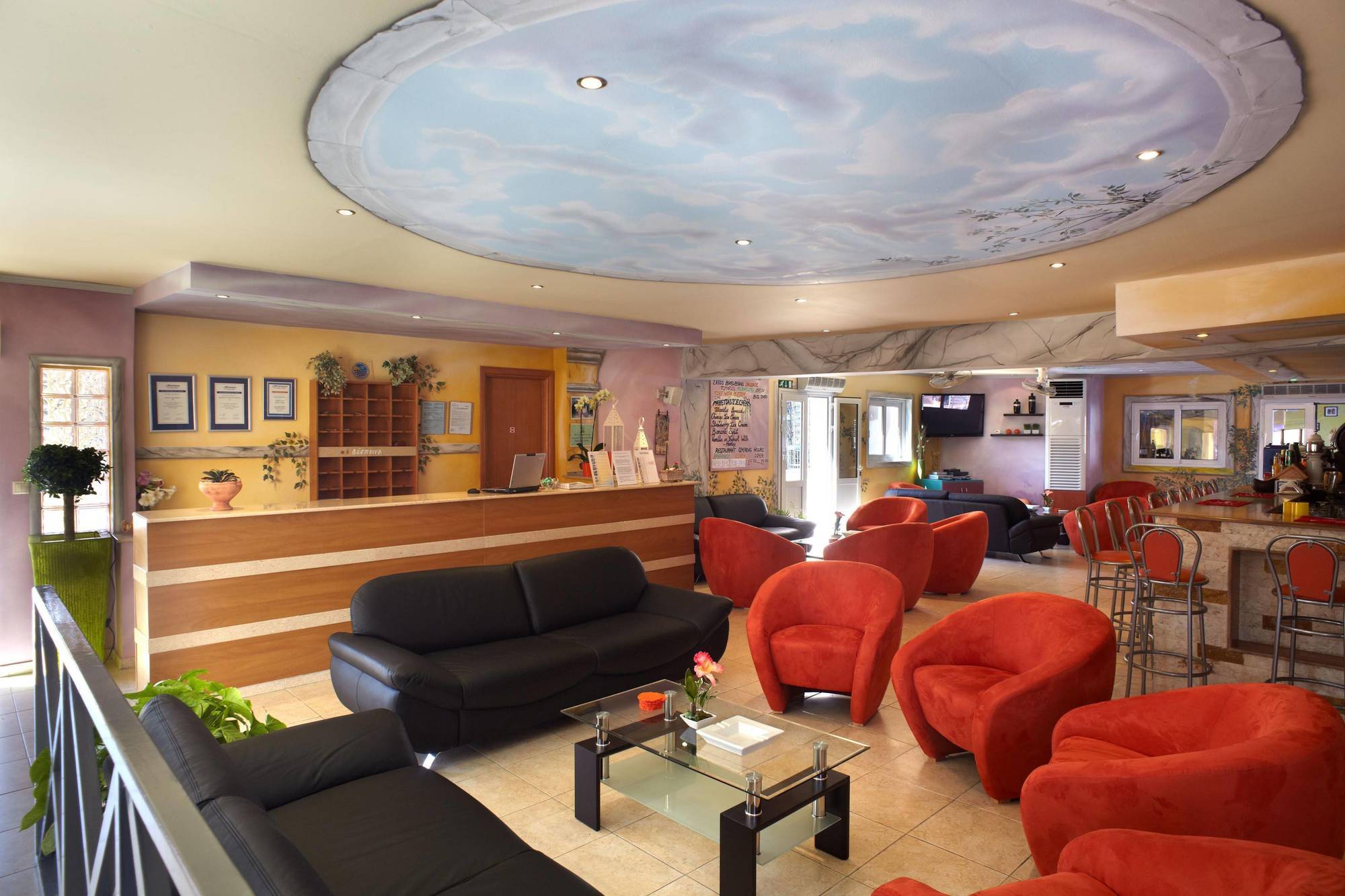 Marietta Hotel Apartments Pastida Екстериор снимка